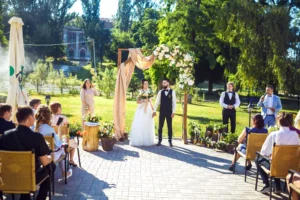 Phoenix Couples Choosing Sedona Destination Wedding Venues