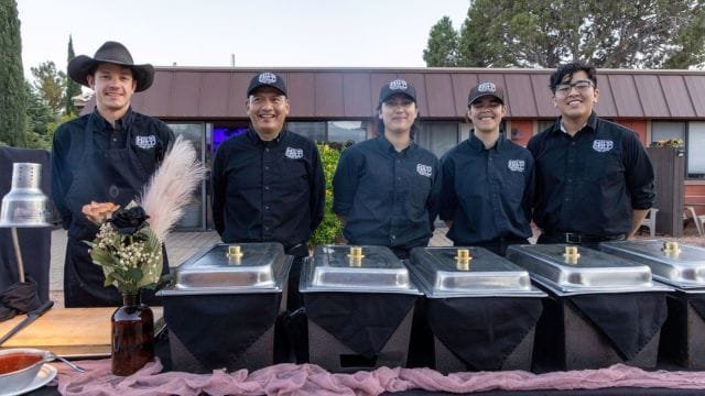 Wils Grill Service Line
